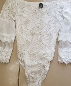 Detailed Laced off of the shoulder body blouse